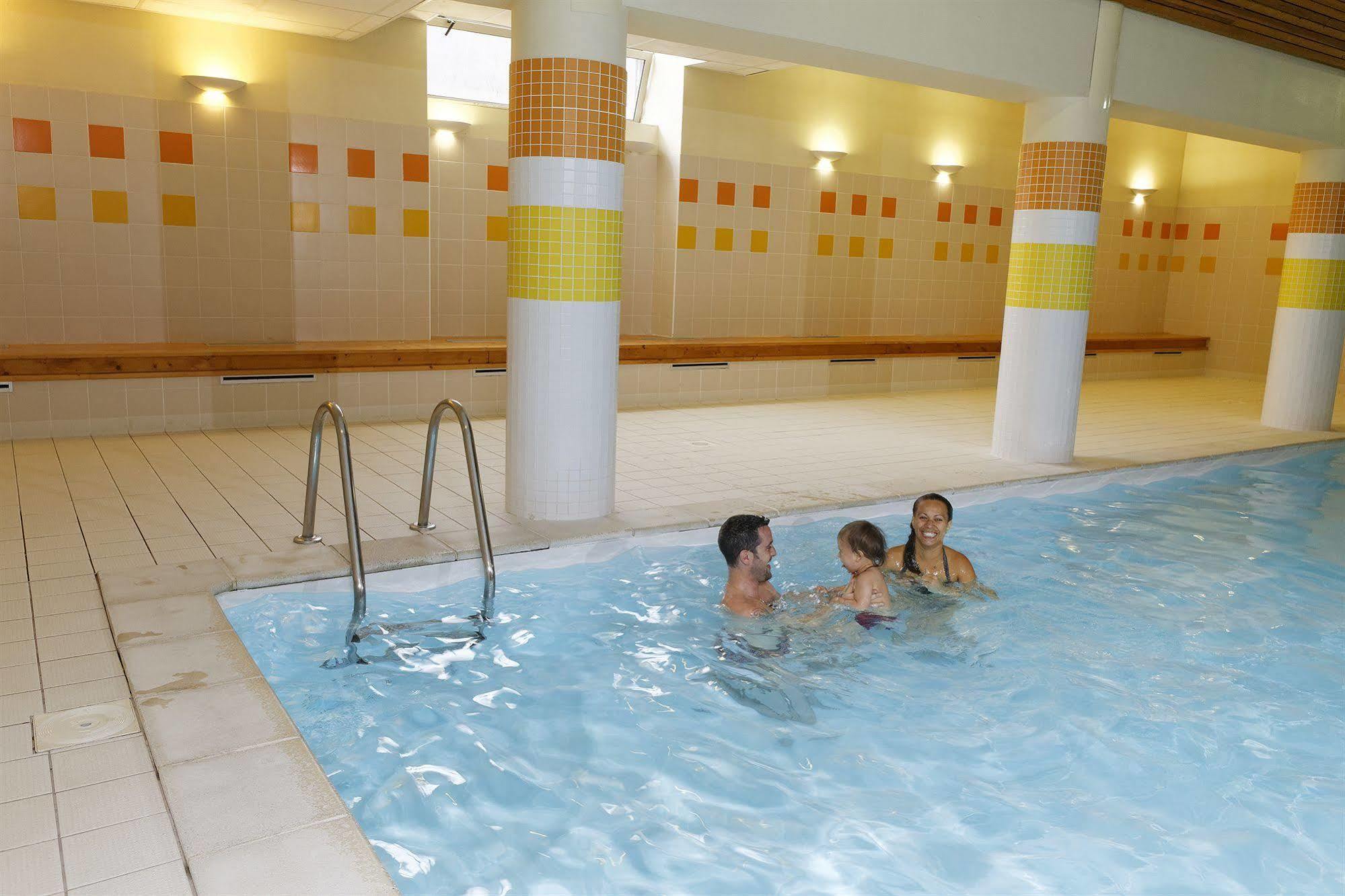 Résidence Néméa Les Grands Ax Ax-les-Thermes Esterno foto