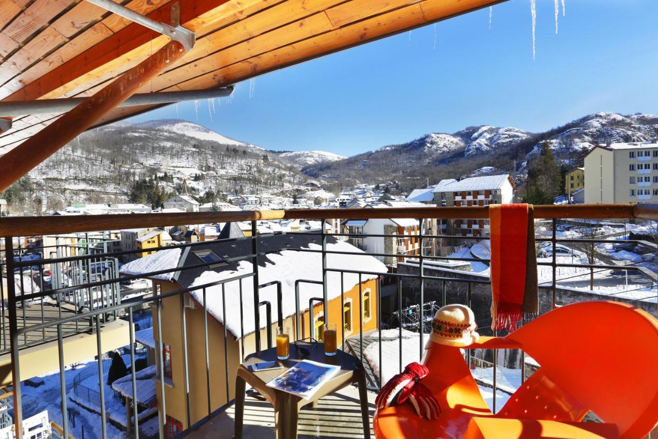 Résidence Néméa Les Grands Ax Ax-les-Thermes Esterno foto
